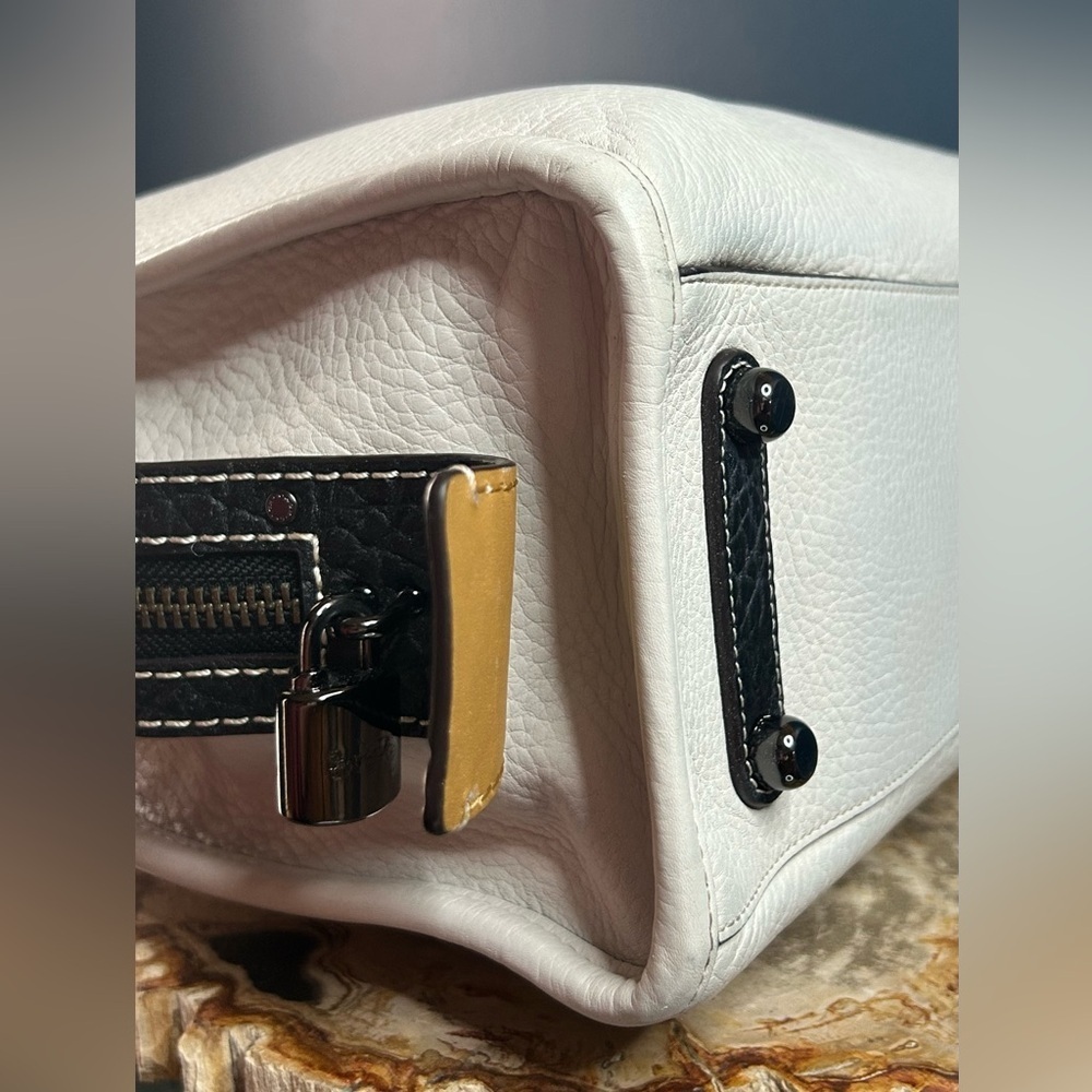 Coach 1941 Rogue 1st Generation Chalk White RARE RG 20315 EUC - Picture 15 of 17